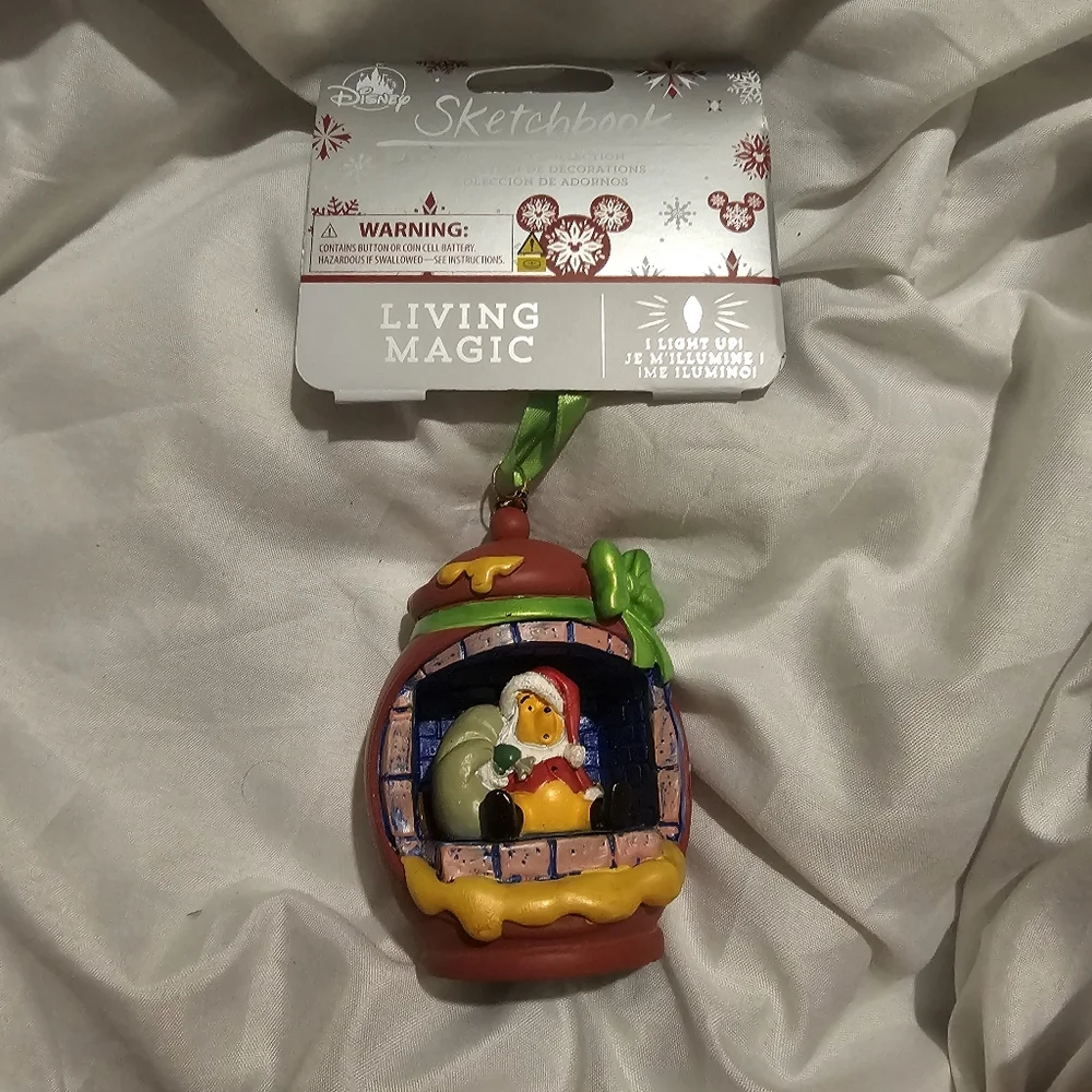 Disney Sketchbook Living Magic Winnie the Pooh Santa Fireplace Ornament Light Up